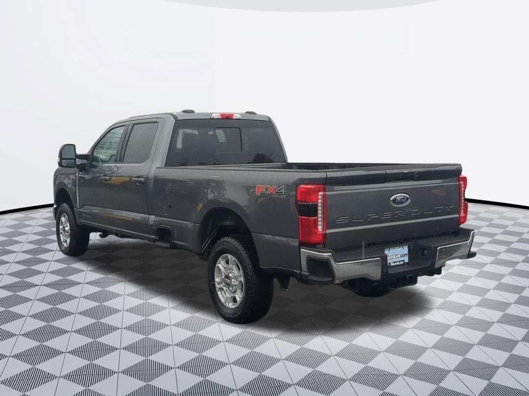2026 Ford F-250Sd XLT - Image 3