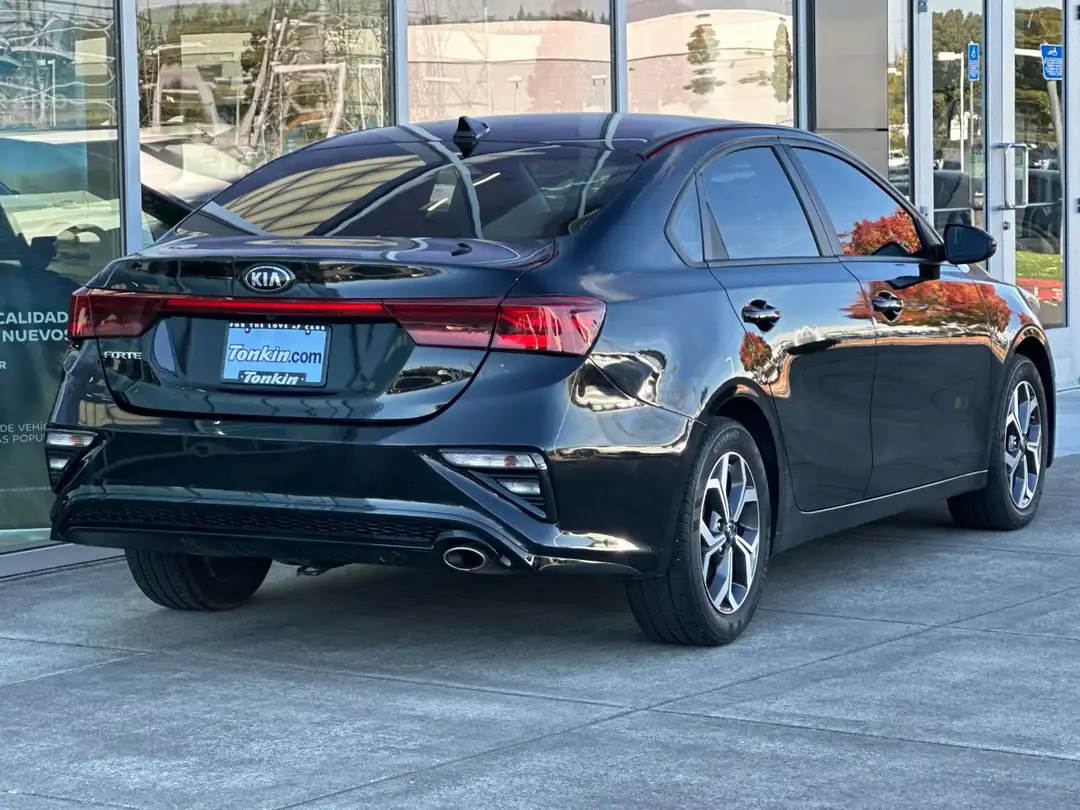 2020 Kia Forte LXS - Image 3