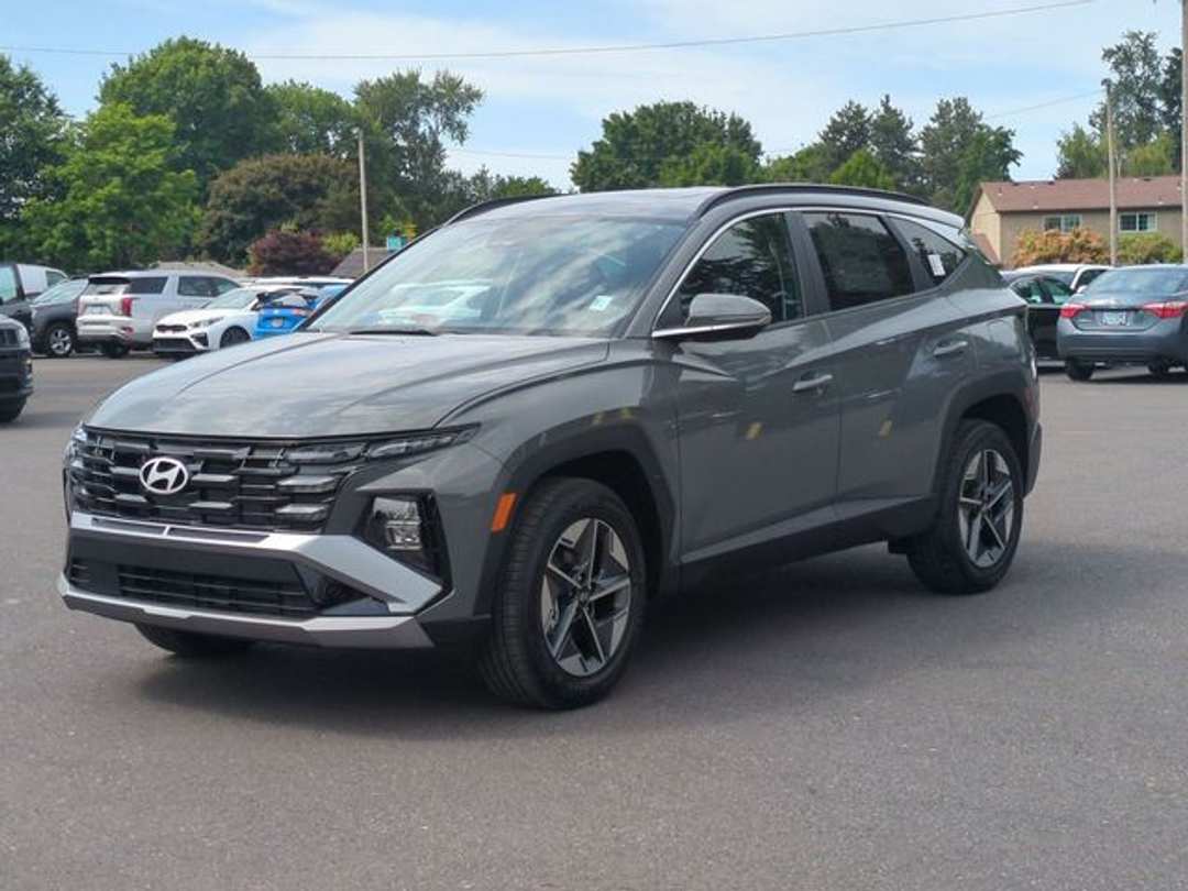 2026 Hyundai Tucson SEL Premium - Image 2