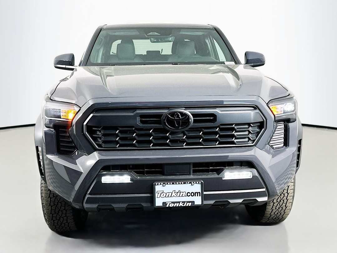2026 Toyota Tacoma TRD OffRoad - Image 2