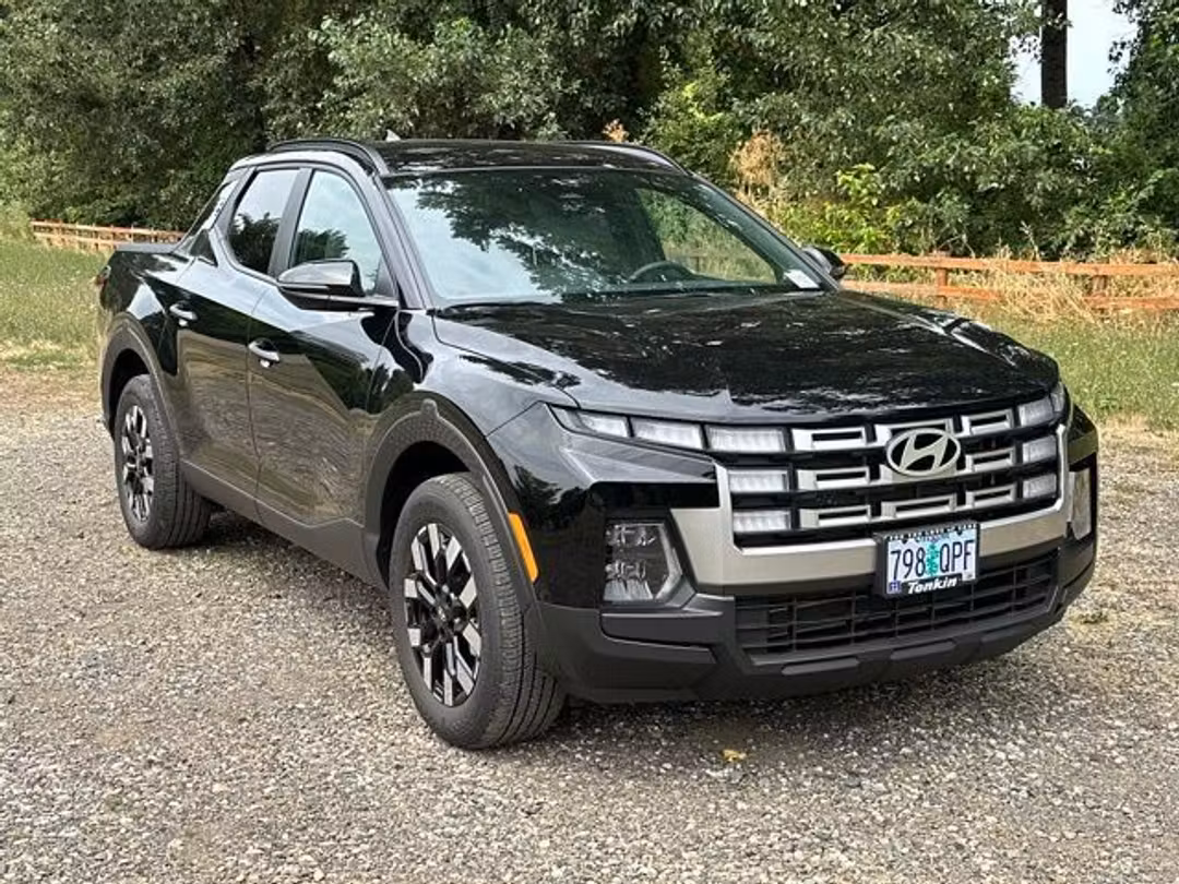 2025 Hyundai Santa Cruz SEL - Image 2