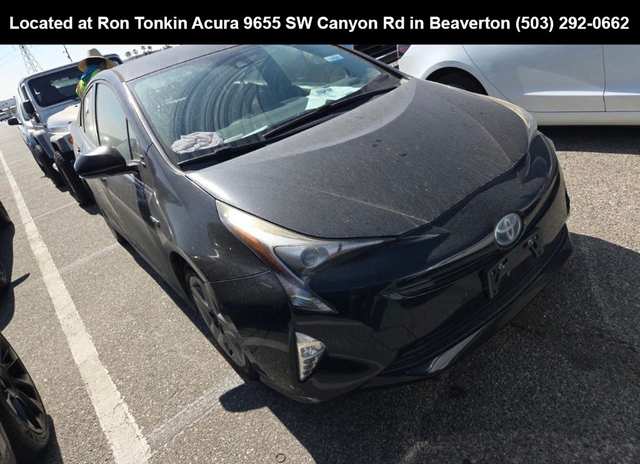 2017 Toyota Prius Three Touring