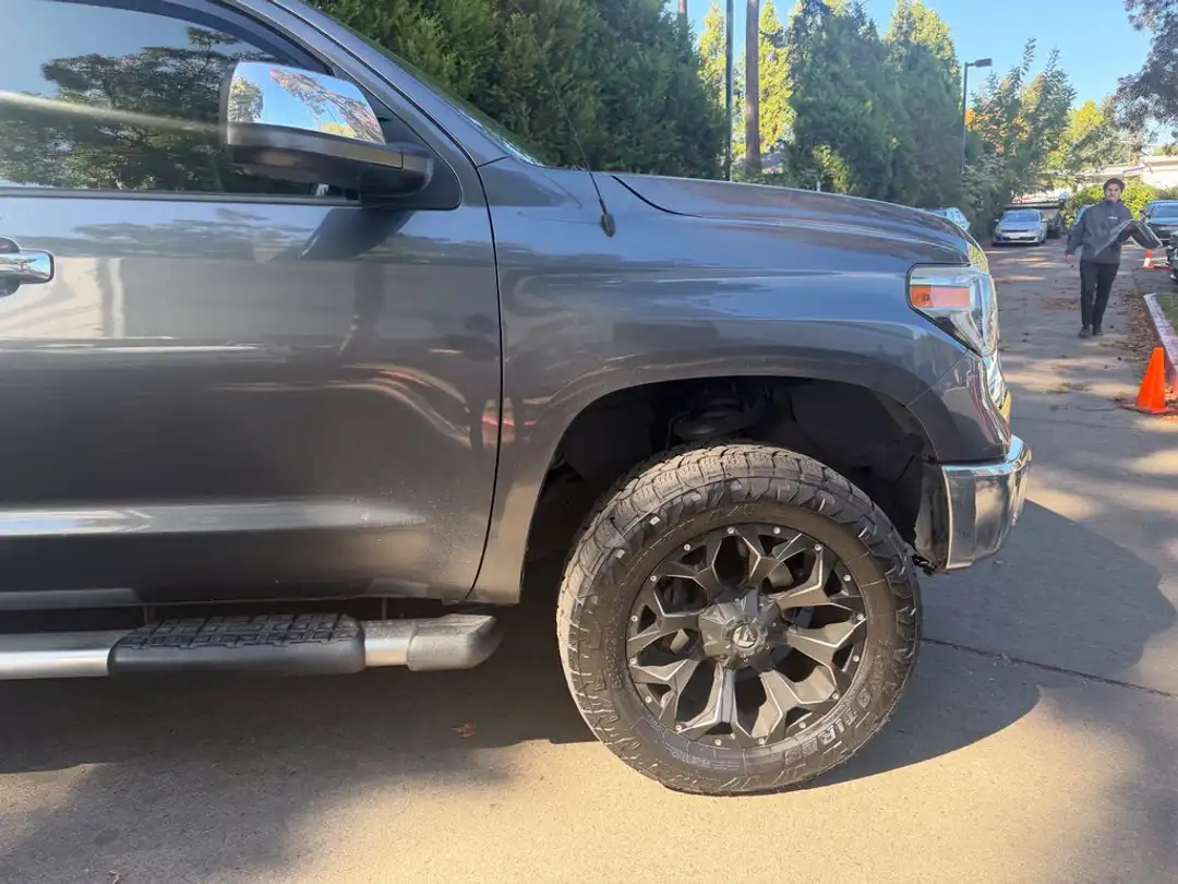 2018 Toyota Tundra Limited - Image 3