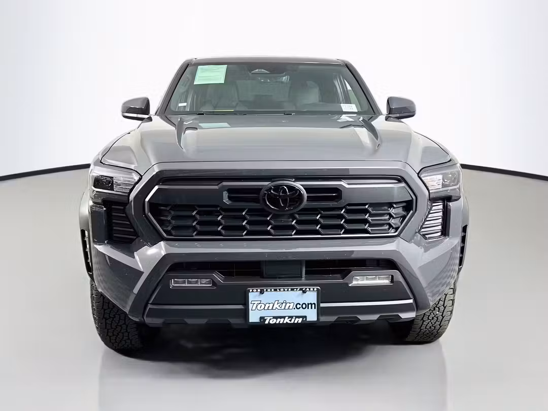 2026 Toyota Tacoma TRD OffRoad - Image 2