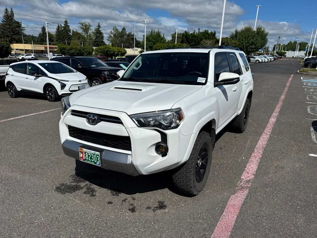 2020 Toyota 4Runner TRD OffRoad Premium - Image 3