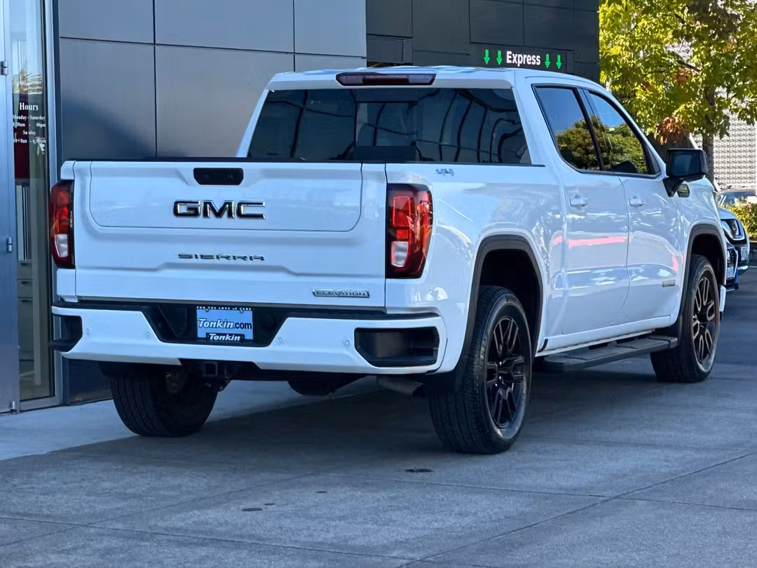 2025 GMC Sierra 1500 Elevation - Image 3