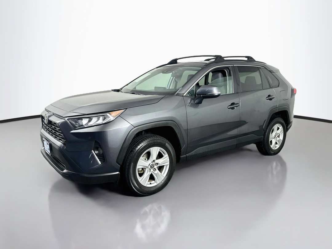 2021 Toyota Rav4 XLE - Image 3