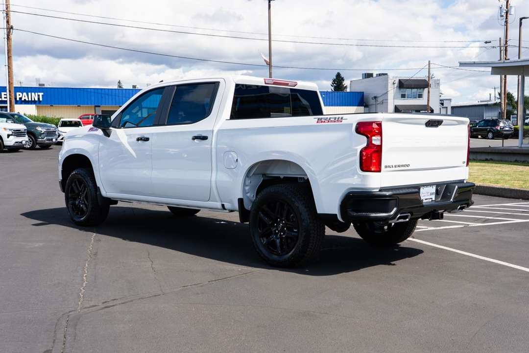2026 Chevrolet Silverado 1500 LT Trail Boss - Image 3
