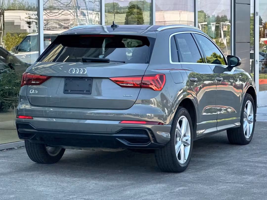 2022 Audi Q3 Premium Plus - Image 3
