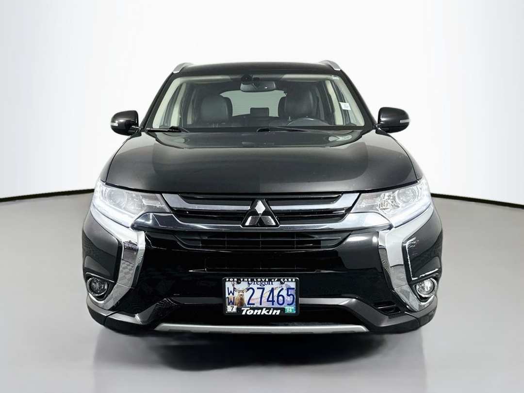 2018 Mitsubishi Outlander Phev SEL - Image 3