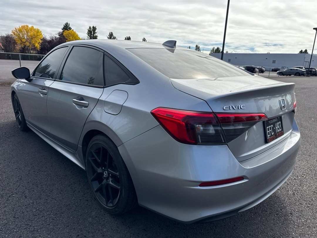 2023 Honda Civic Sport - Image 3