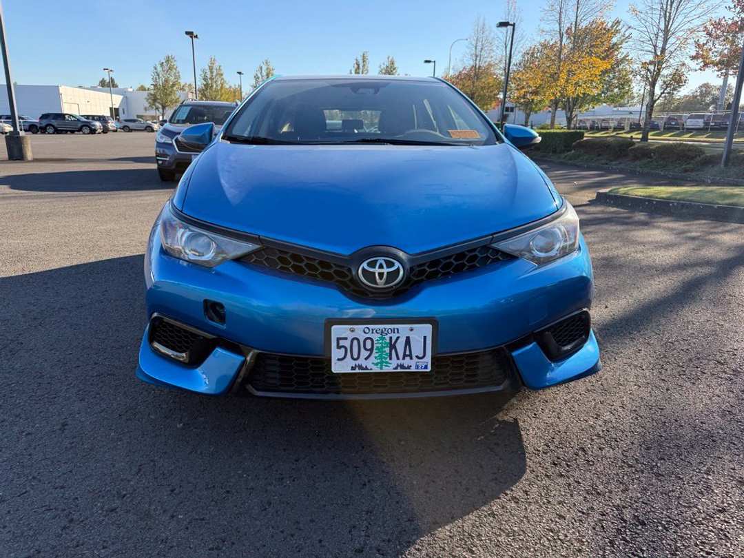 2017 Toyota Corolla Im Base - Image 2