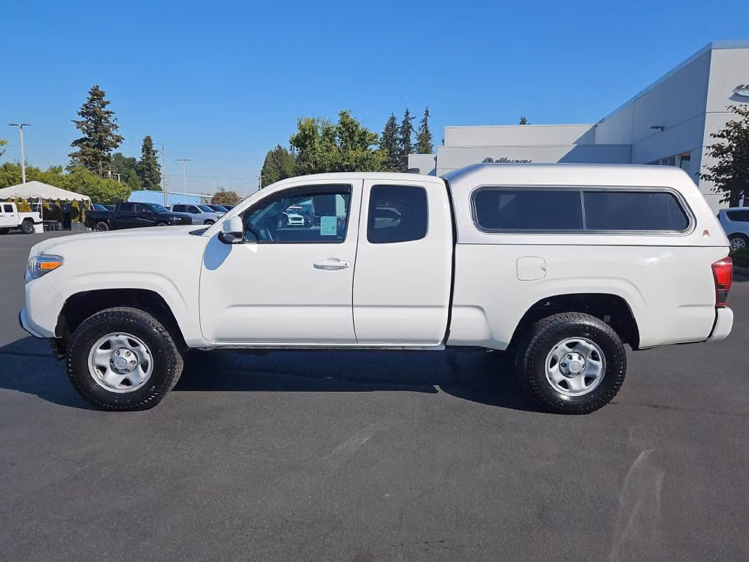 2021 Toyota Tacoma SR - Image 3