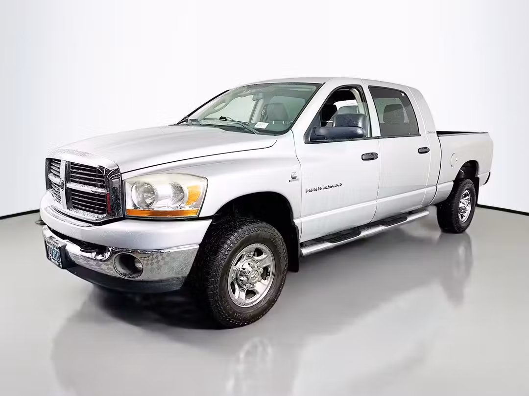 2006 Dodge Ram 2500 SLT - Image 3