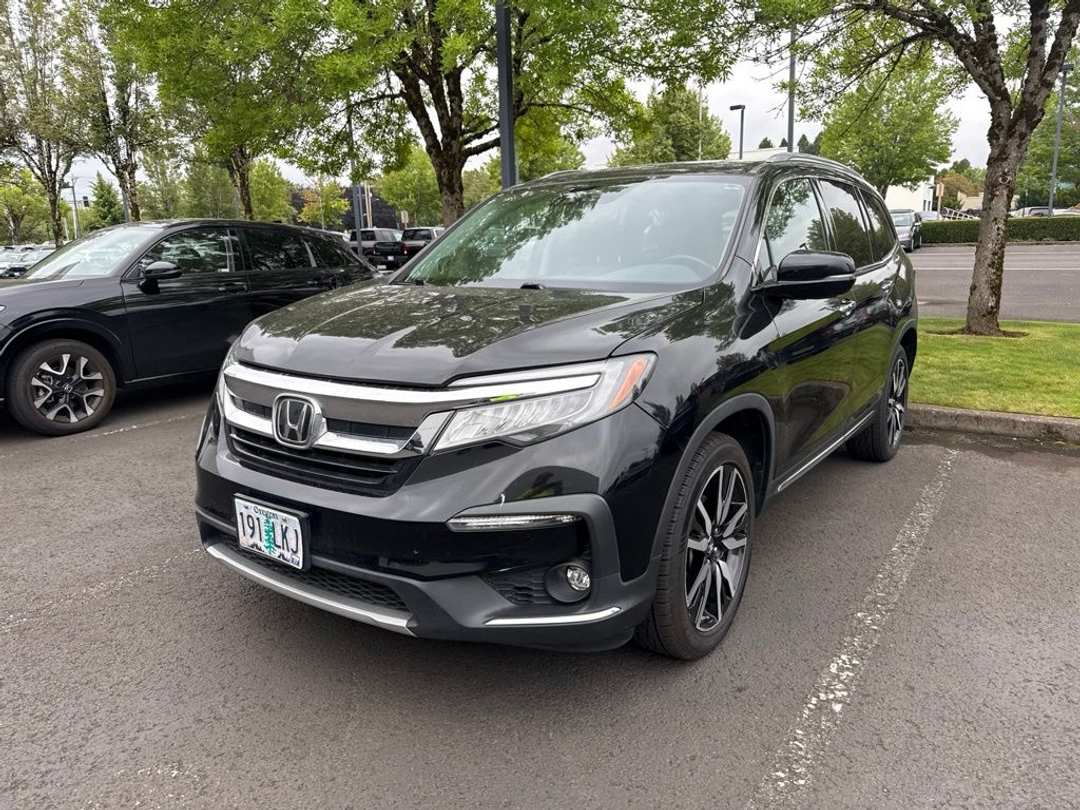 2019 Honda Pilot Touring - Image 3