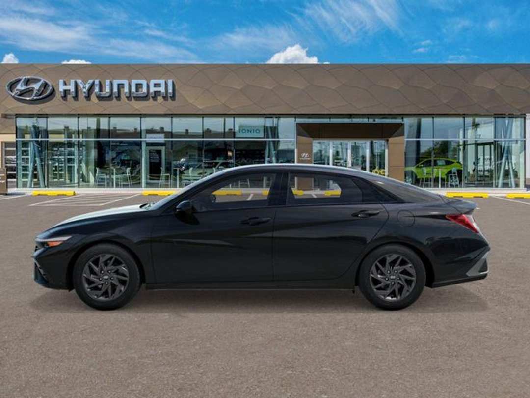 2026 Hyundai Elantra Hybrid Blue - Image 3