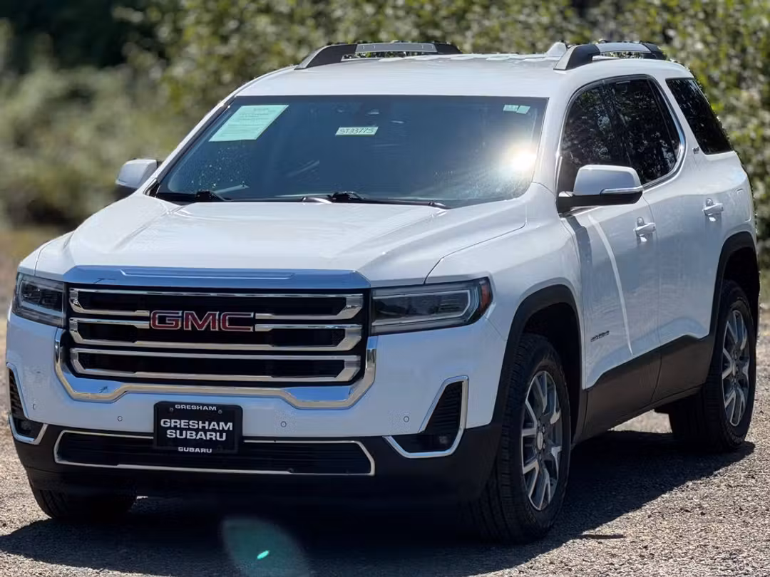 2023 GMC Acadia SLT - Image 3