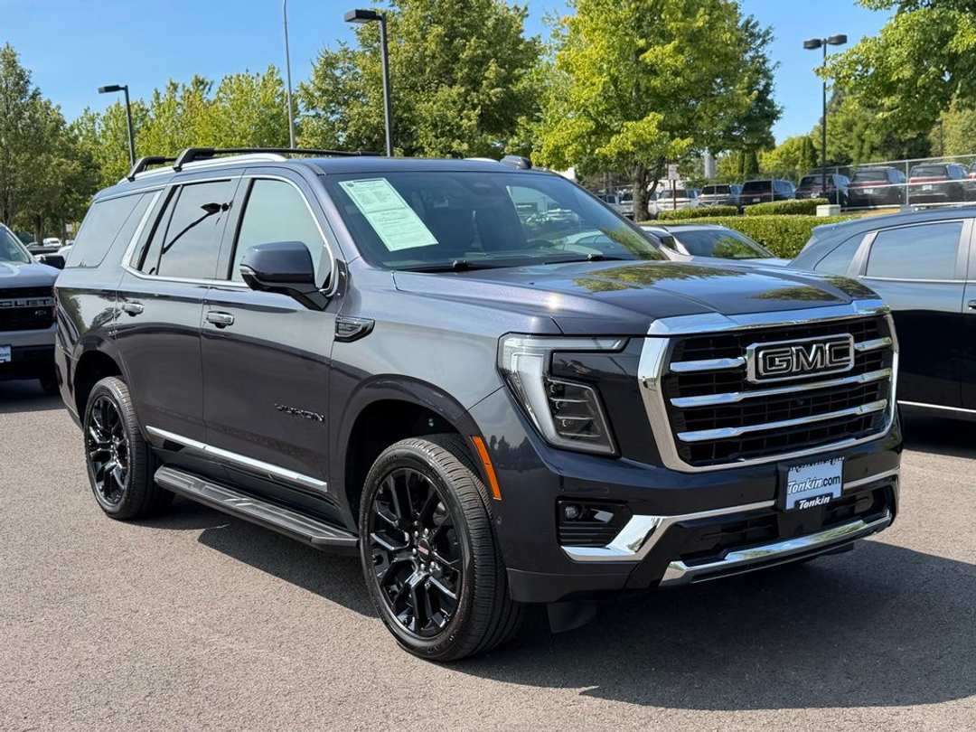2025 GMC Yukon Elevation - Image 2