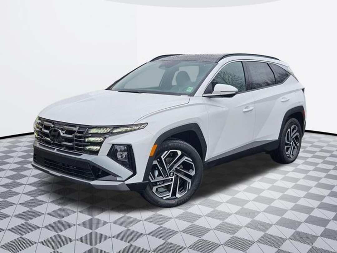2026 Hyundai Tucson Hybrid Limited - Image 2