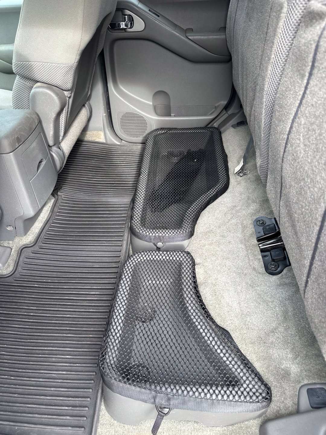2013 Nissan Frontier SV - Image 3