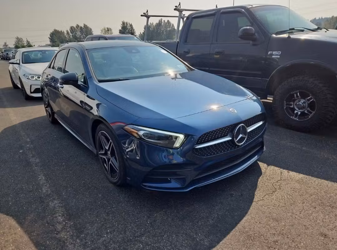 2022 Mercedes-Benz A-Class A 220 - Image 2