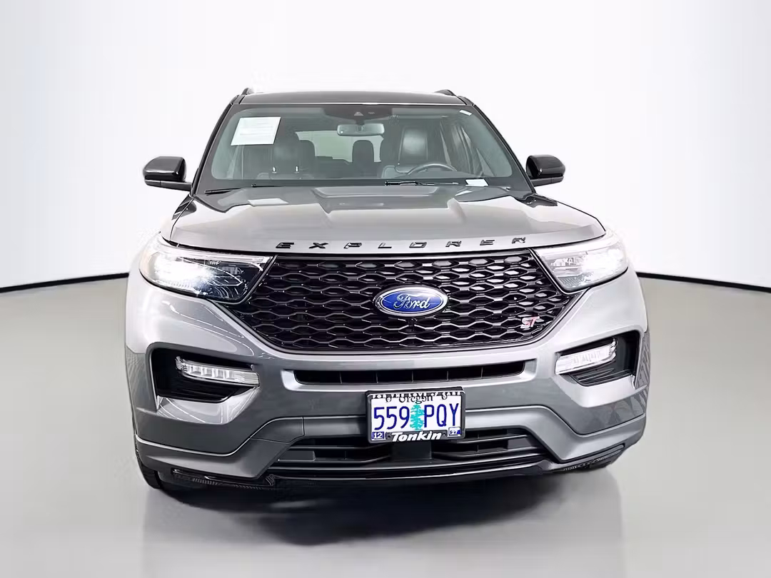 2023 Ford Explorer ST - Image 2