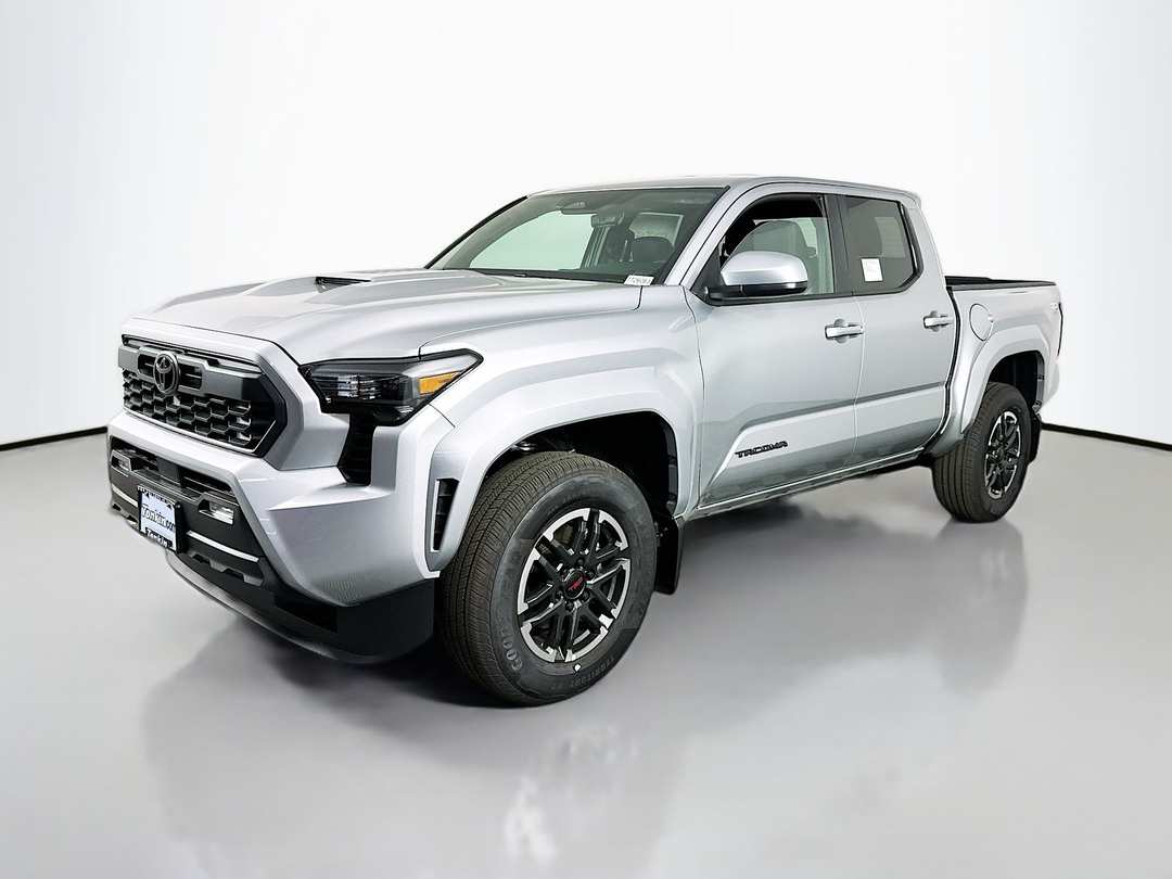 2026 Toyota Tacoma TRD Sport - Image 3