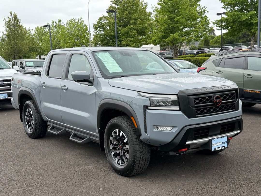 2024 Nissan Frontier PRO4X - Image 3