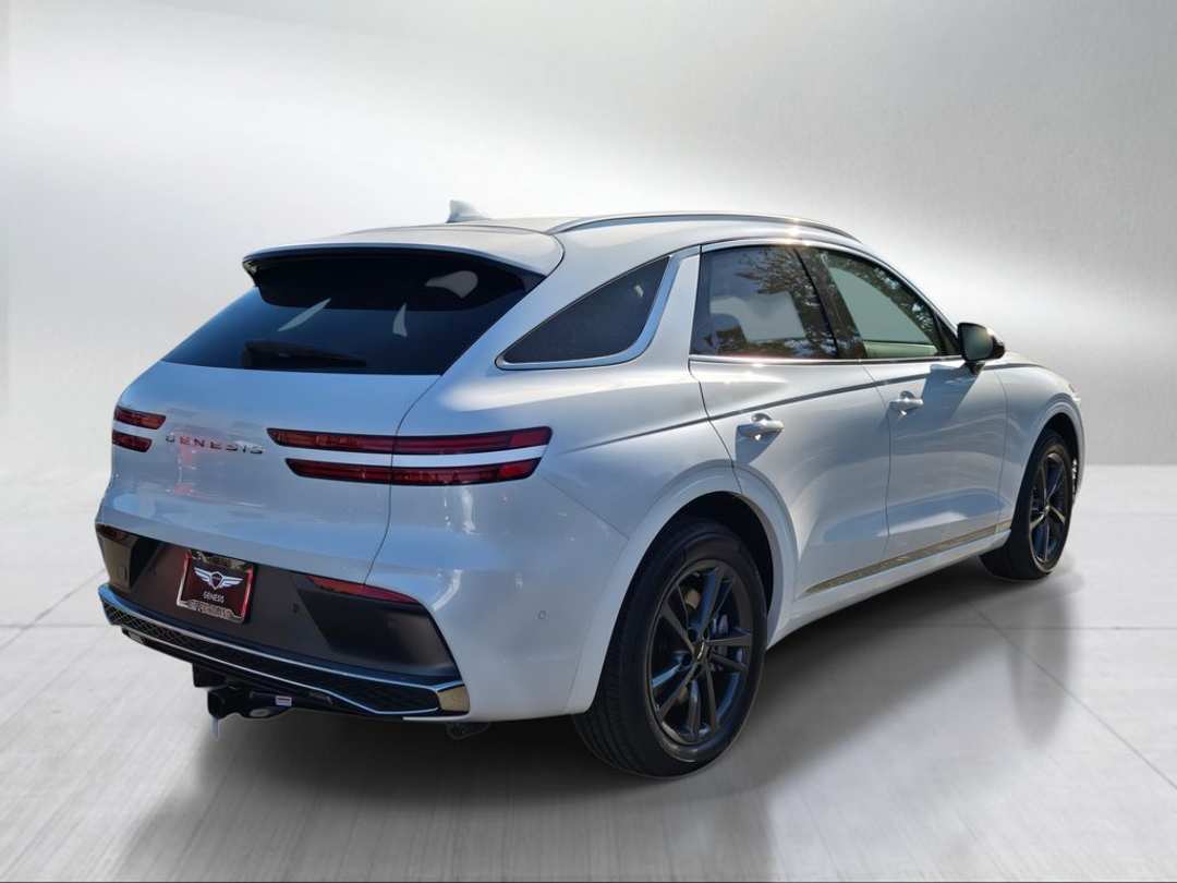 2027 Genesis Gv70 2.5T Advanced - Image 3