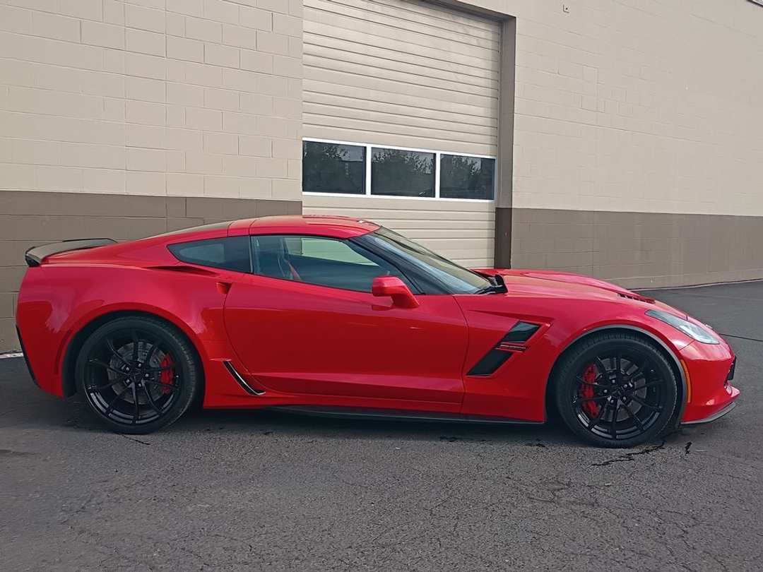2017 Chevrolet Corvette Grand Sport - Image 3