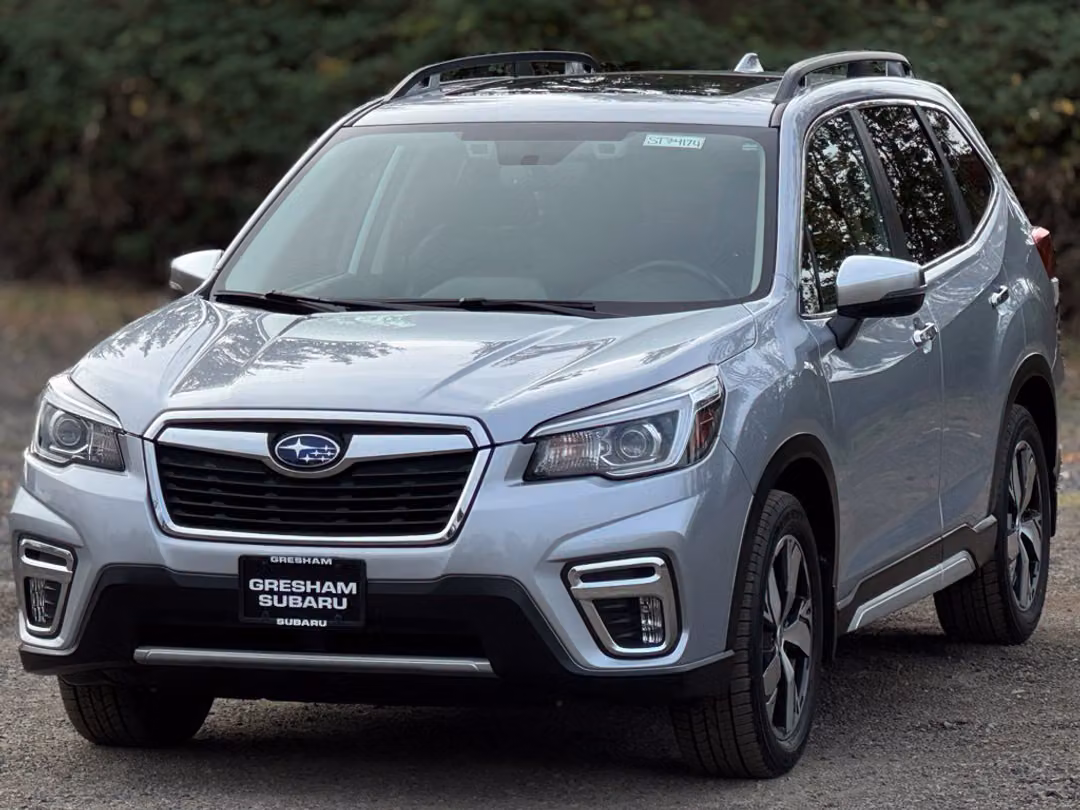 2019 Subaru Forester Touring - Image 3