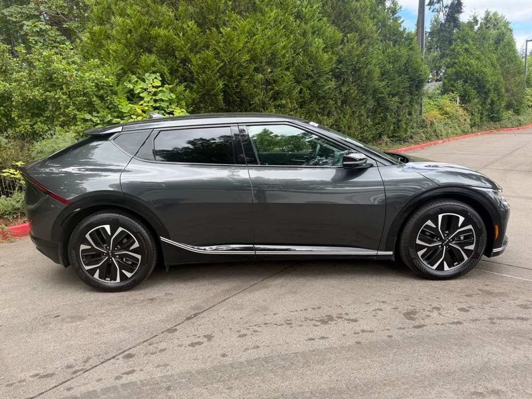 2024 Kia Ev6 Wind - Image 2