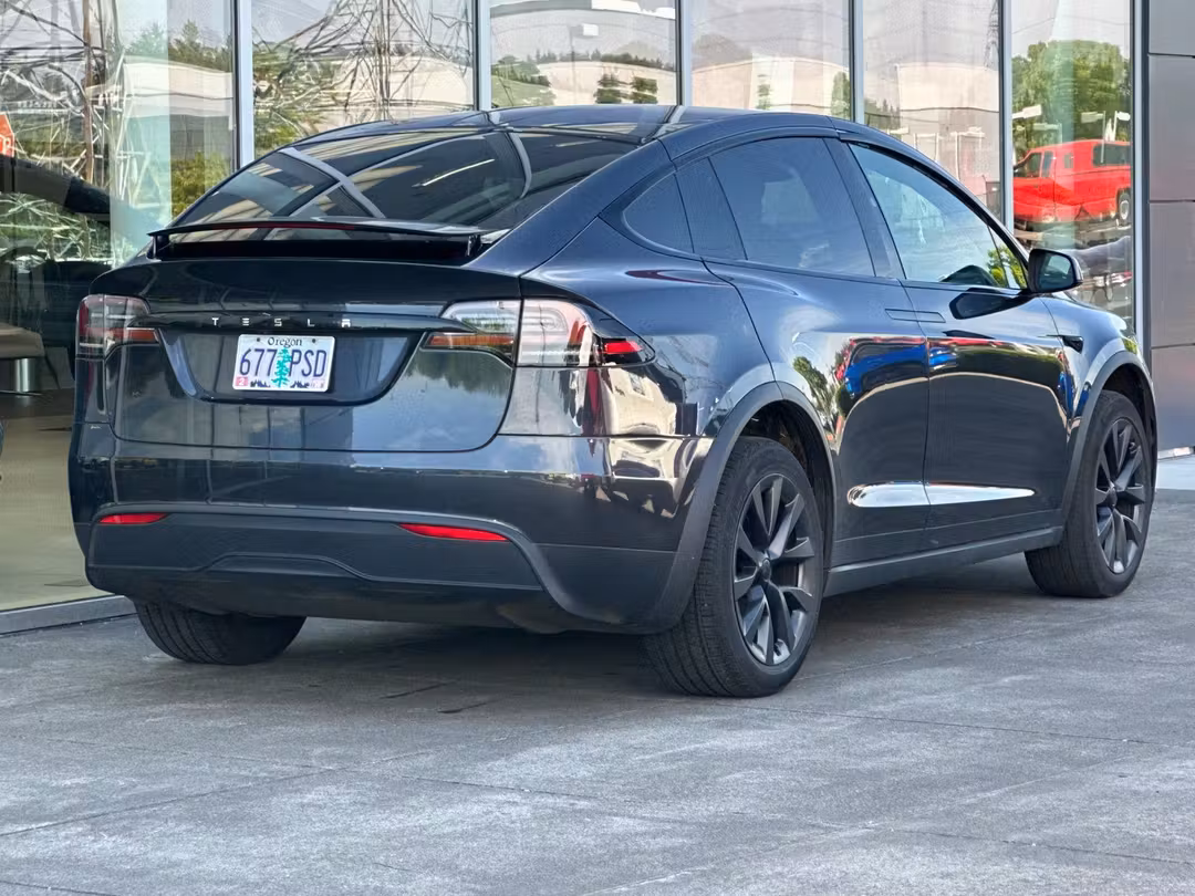 2024 Tesla Model X Base - Image 3