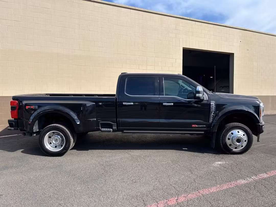 2024 Ford F-450Sd Limited - Image 3