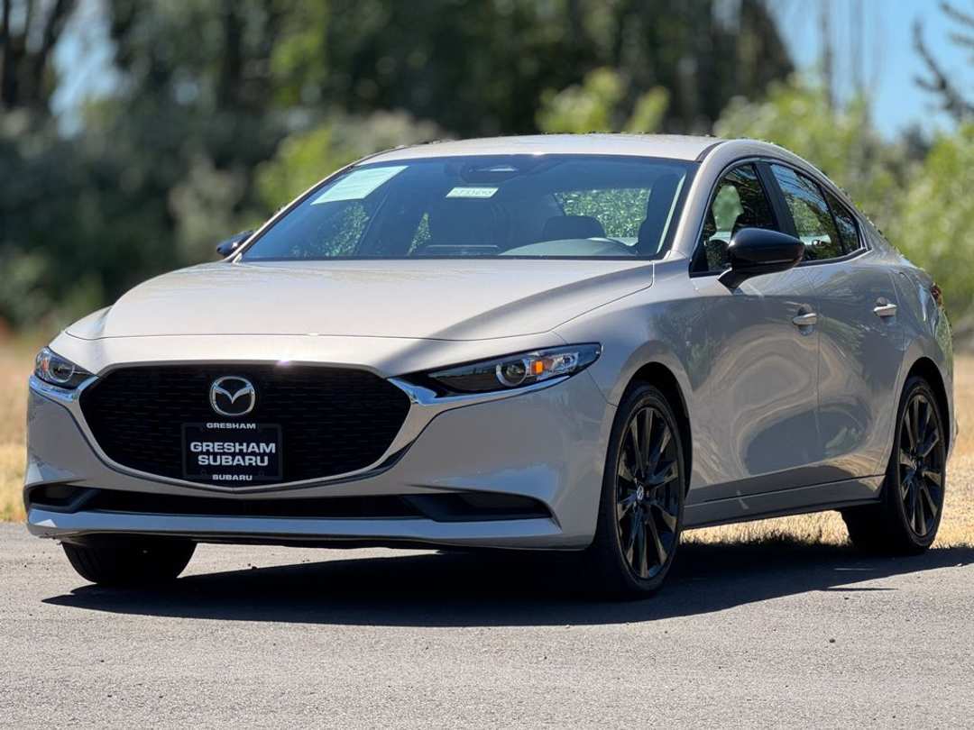 2025 MAZDA Mazda3 2.5 S Select Sport - Image 3