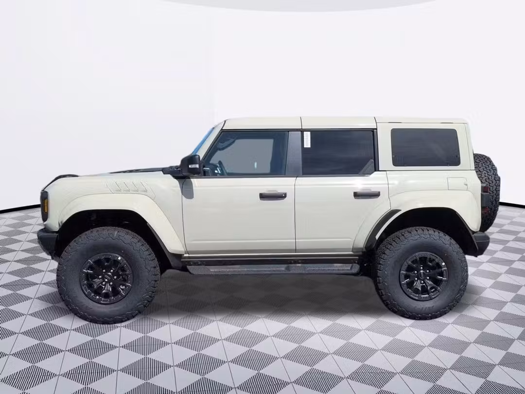 2026 Ford Bronco Raptor - Image 2