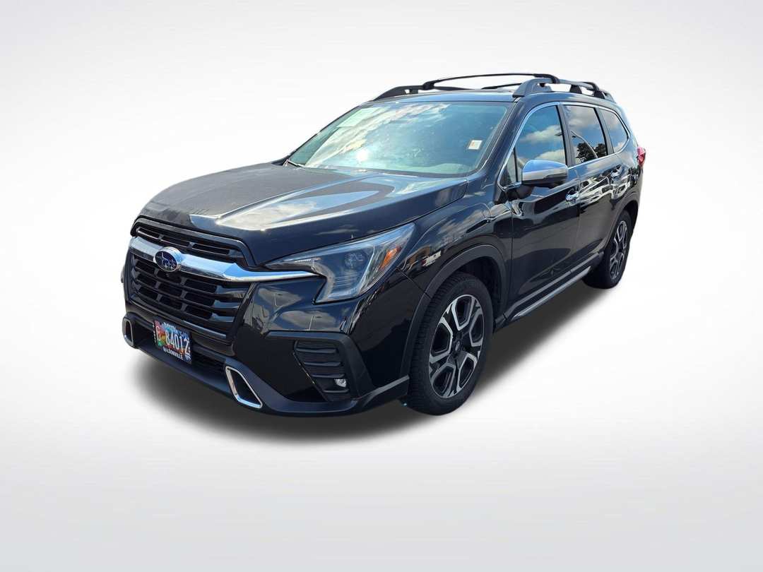 2023 Subaru Ascent Touring - Image 2