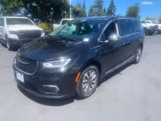 2023 Chrysler Pacifica Hybrid Limited