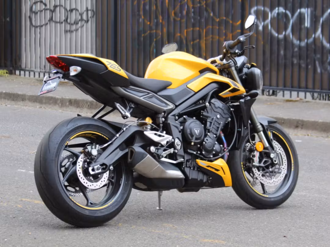 2024 TRIUMPH Street Triple 765 Rs - Image 3