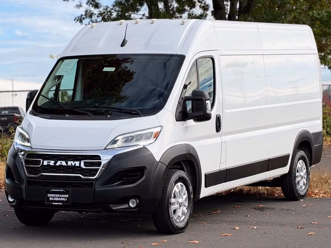 2024 Ram Promaster 2500 High Roof - Image 3
