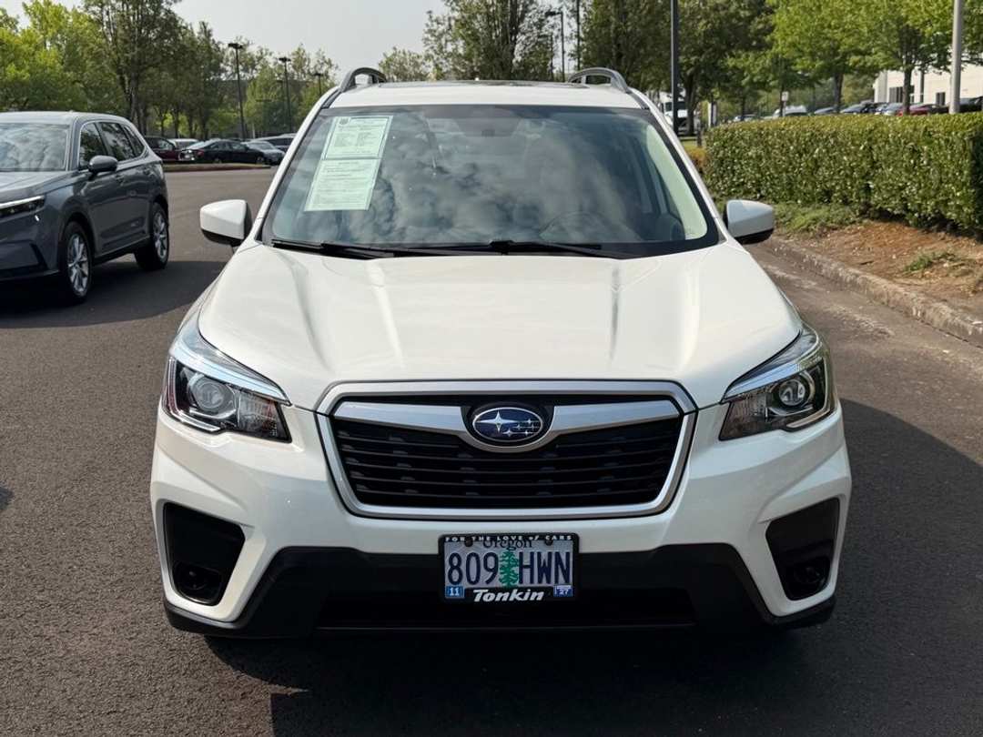 2020 Subaru Forester Premium - Image 3