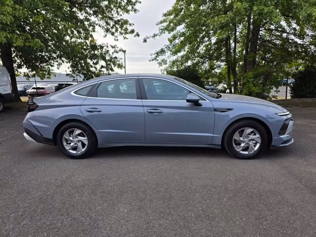 2026 Hyundai Sonata SE - Image 2