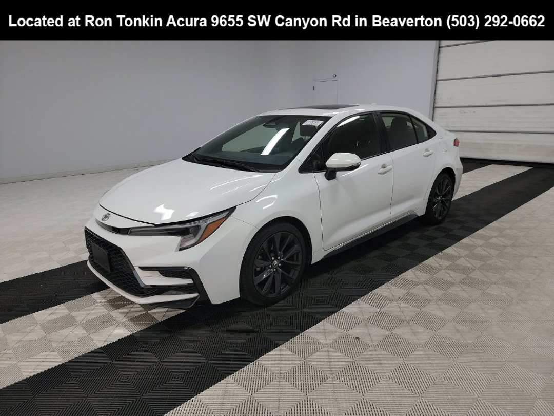 2024 Toyota Corolla SE - Image 3