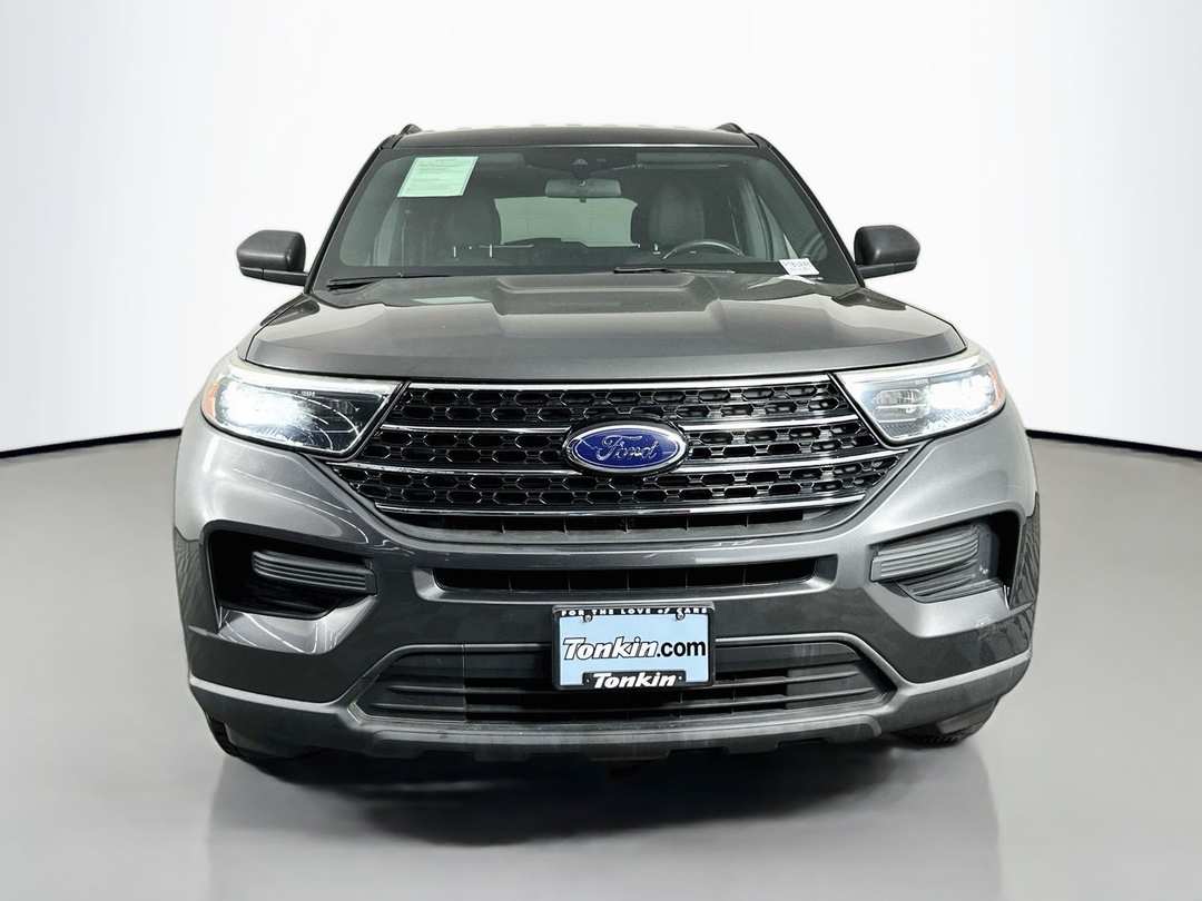 2020 Ford Explorer XLT - Image 2