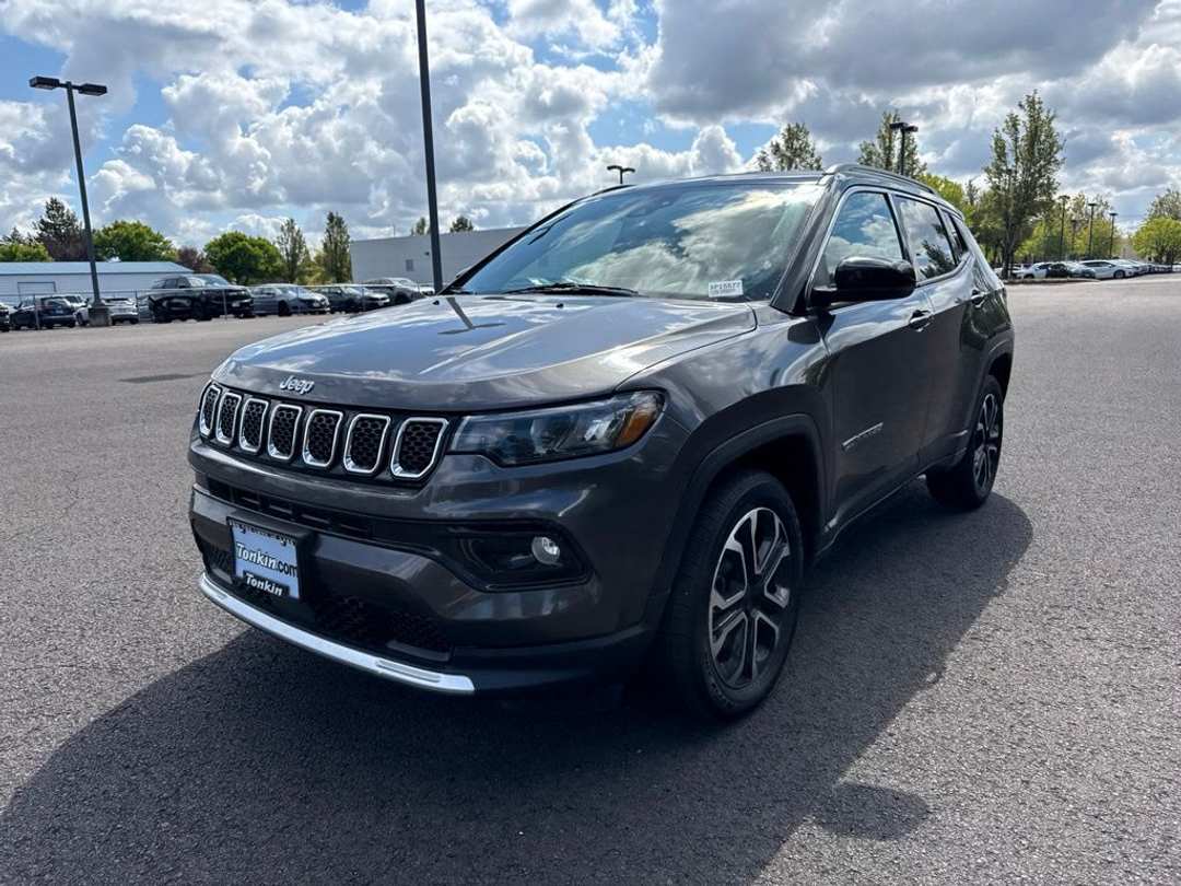 2023 Jeep Compass Limited - Image 3