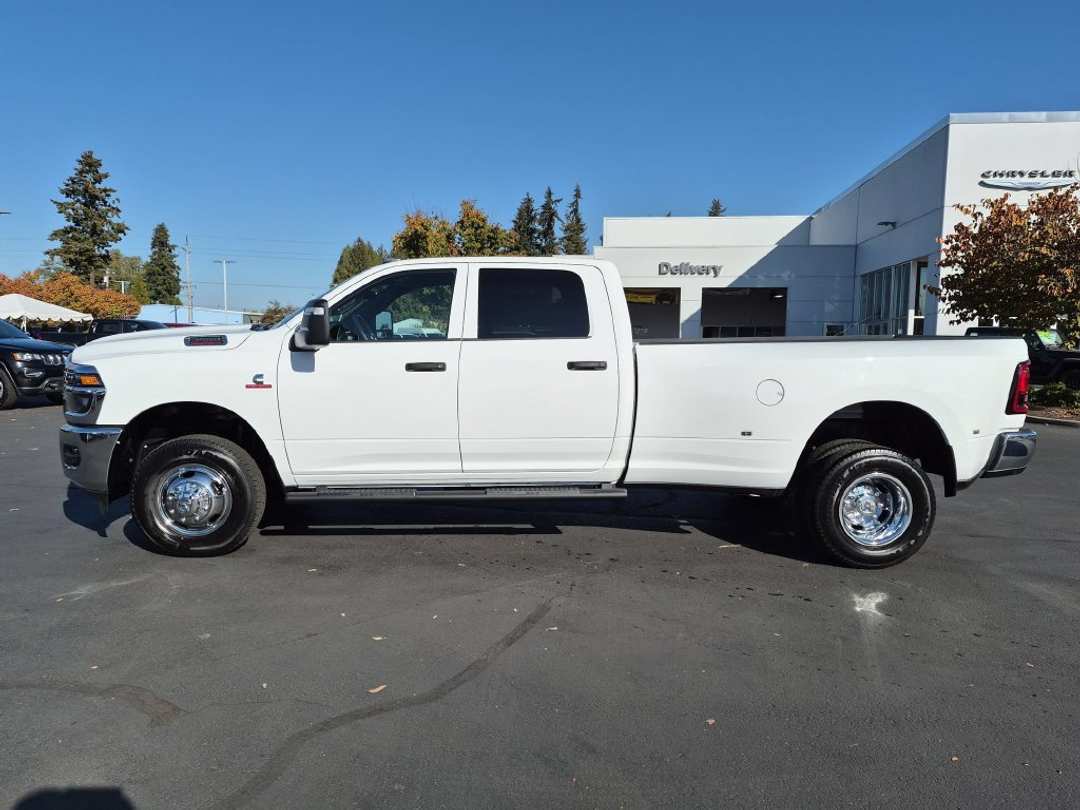 2027 Ram 3500 Tradesman - Image 3