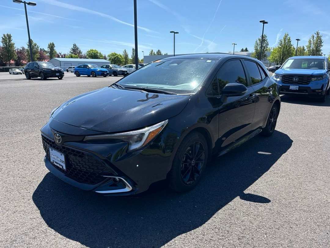 2024 Toyota Corolla XSE - Image 3