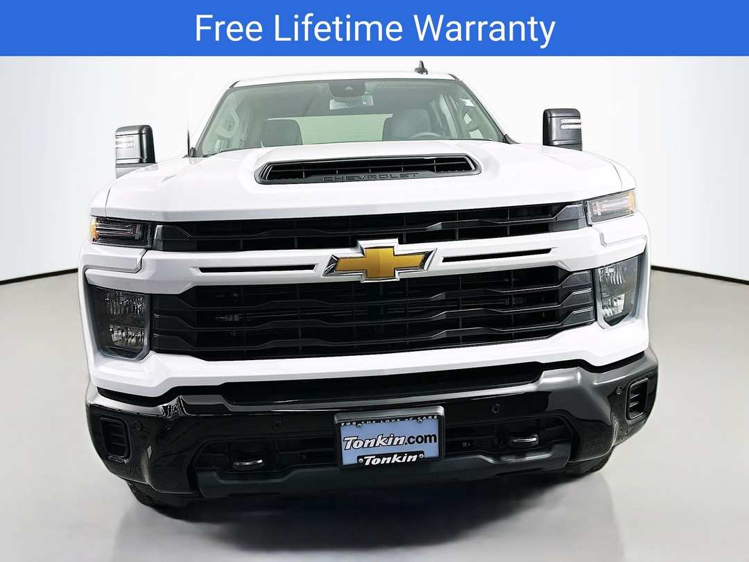 2026 Chevrolet Silverado 2500Hd Custom - Image 2