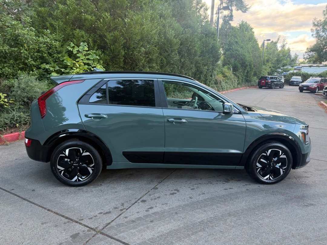 2023 Kia Niro Ev Wind - Image 2