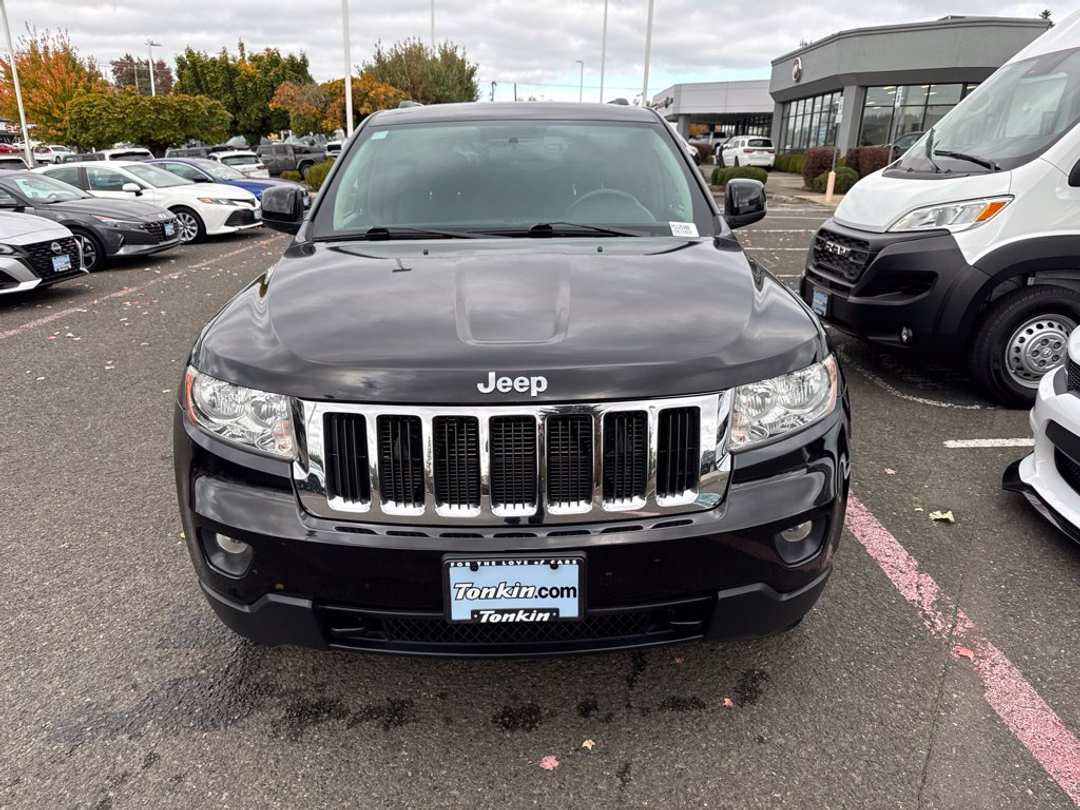 2013 Jeep Grand Cherokee Laredo - Image 2